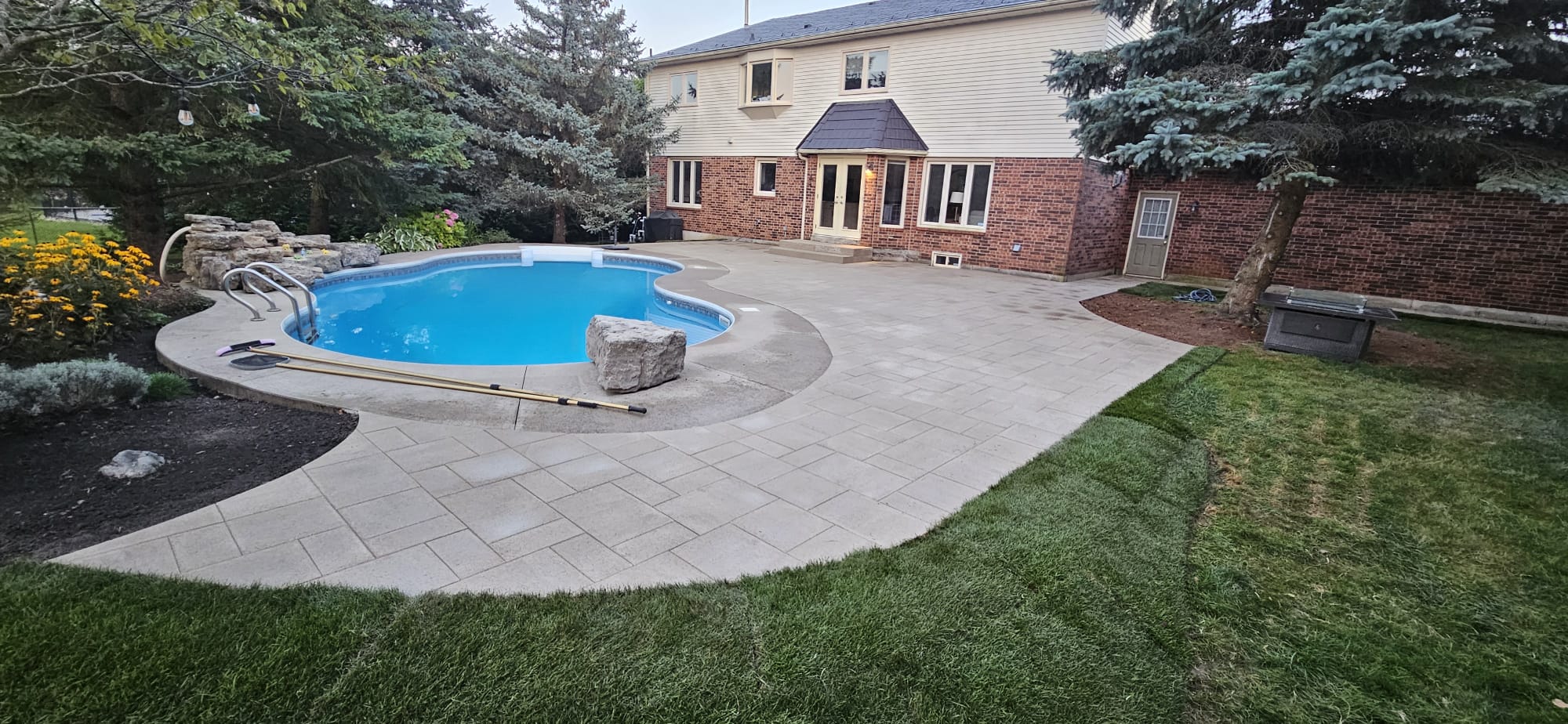 Landscaping project in Richmond Hill, ON