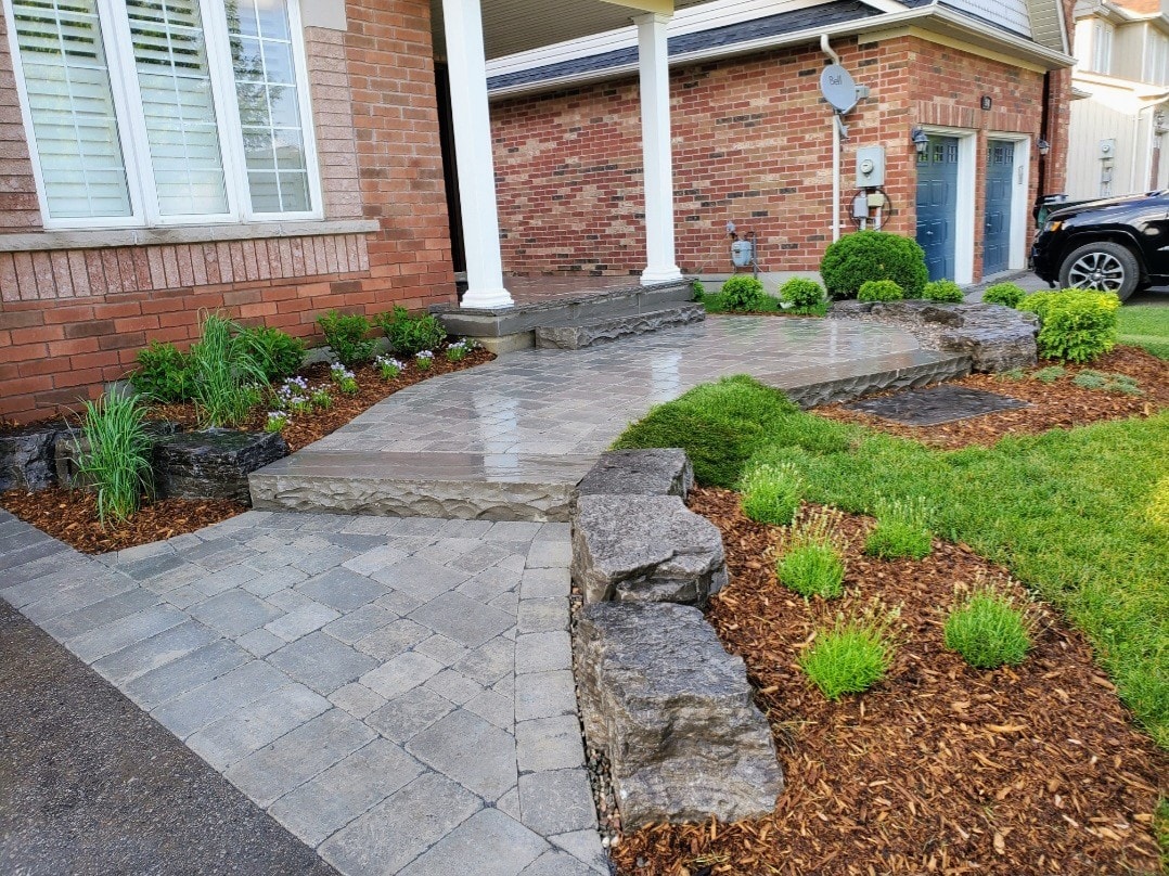 Softscaping project in Aurora, ON